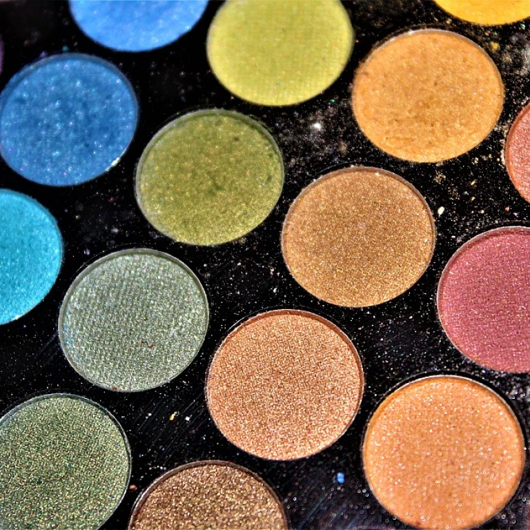 Pearl Perfection: The Resurgence of Pearl-infused Luxe Cosmetics in Modern Beauty